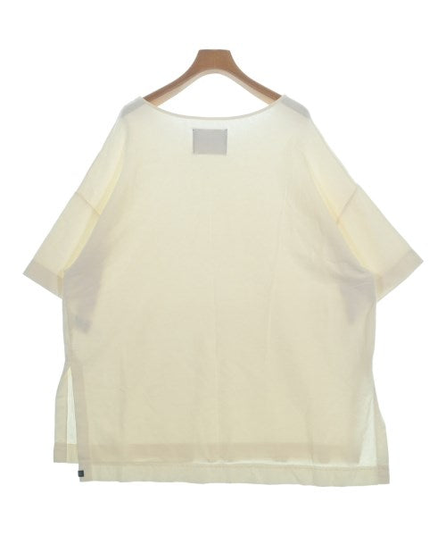 YANUK เสื้อยืด/เสื้อท็อปส์