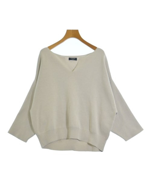 YANUK เสื้อกันหนาว