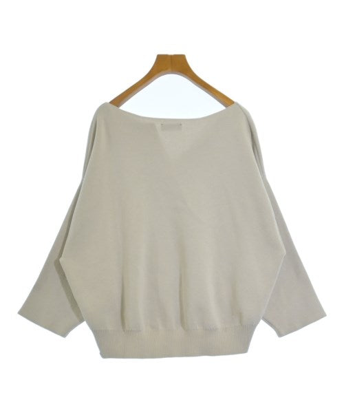 YANUK เสื้อกันหนาว