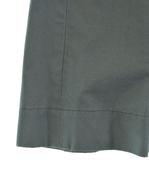 mina perhonen กระโปรงยาวถึงเข่า