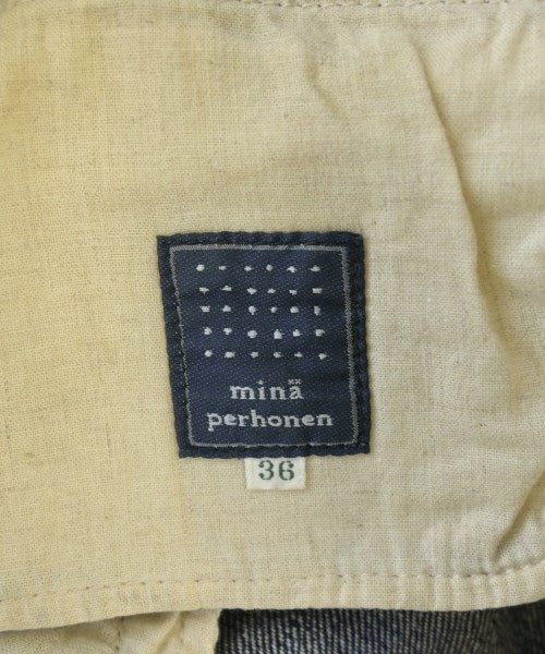 mina perhonen ยีนส์