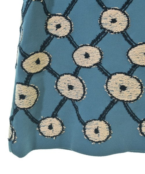 mina perhonen กระโปรงยาวถึงเข่า