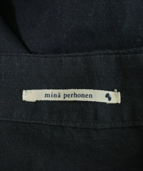 mina perhonen กระโปรงยาวถึงเข่า