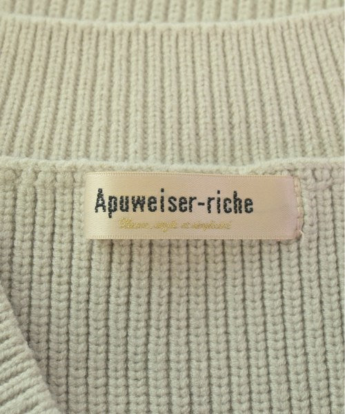Apuweiser-riche เสื้อกั๊ก