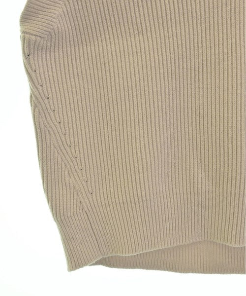 Apuweiser-riche เสื้อกั๊ก