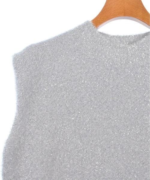 Apuweiser-riche เสื้อกั๊ก