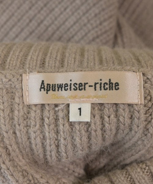 Apuweiser-riche เสื้อกั๊ก