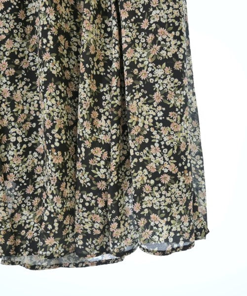 Apuweiser-riche ชุดเดรส