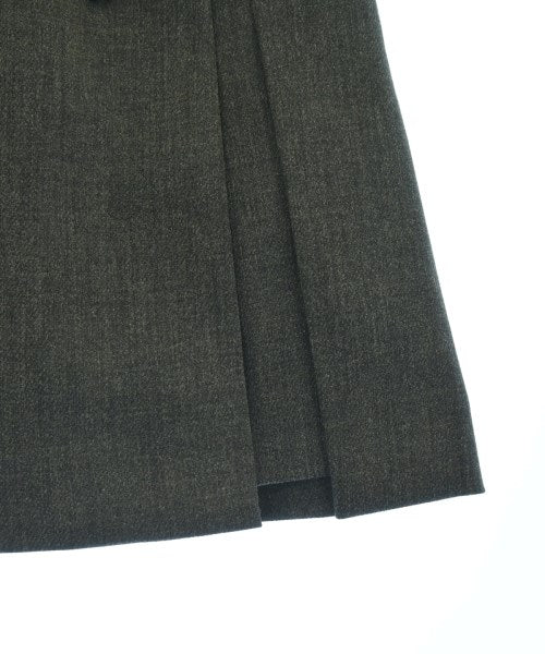 Apuweiser-riche กระโปรงสั้น