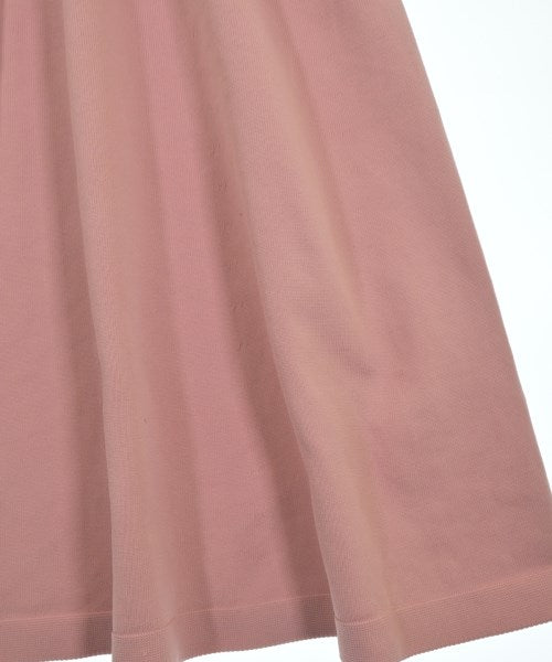 Apuweiser-riche ชุดเดรส