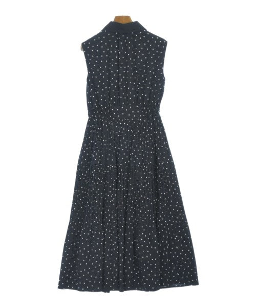 Apuweiser-riche ชุดเดรส