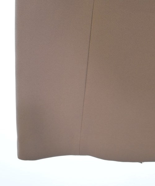 Apuweiser-riche ชุดเดรส