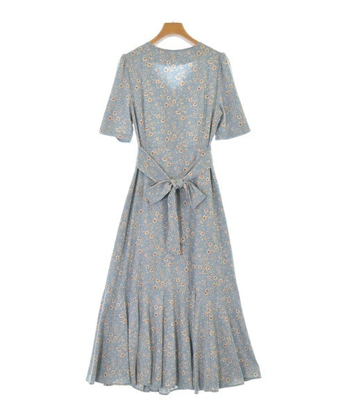 Apuweiser-riche ชุดเดรส