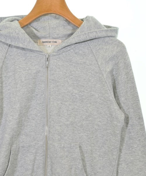 Apuweiser-riche เสื้อฮู้ด