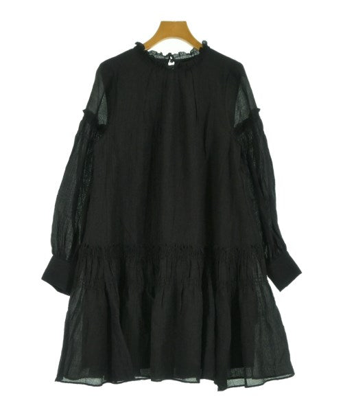 Apuweiser-riche ชุดเดรส