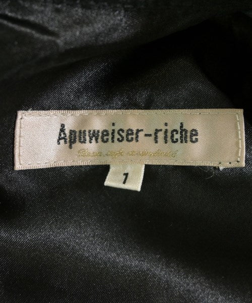 Apuweiser-riche ชุดเดรส