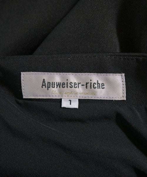 Apuweiser-riche ชุดเดรส