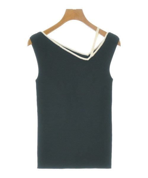 Apuweiser-riche เสื้อแขนกุด