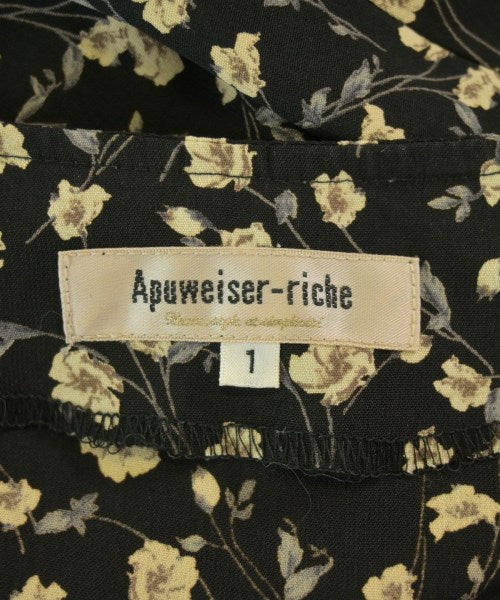 Apuweiser-riche ชุดเดรส