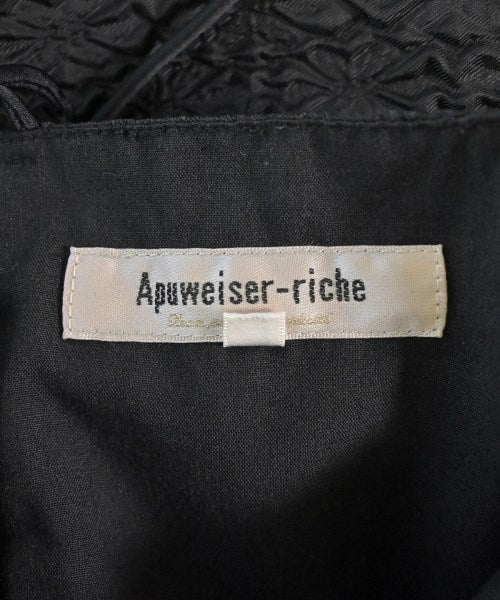 Apuweiser-riche ชุดเดรส