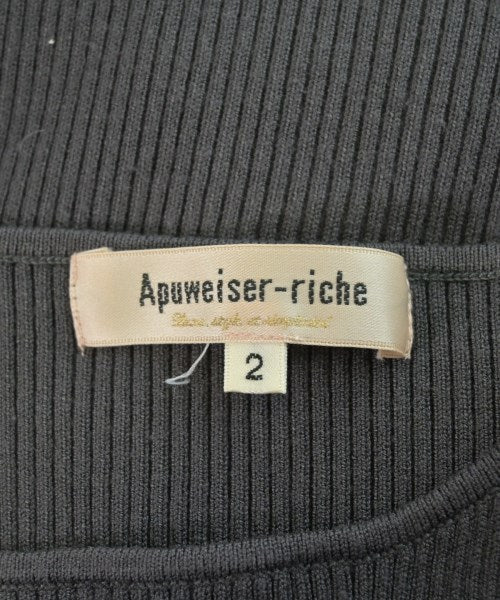 Apuweiser-riche ชุดเดรส