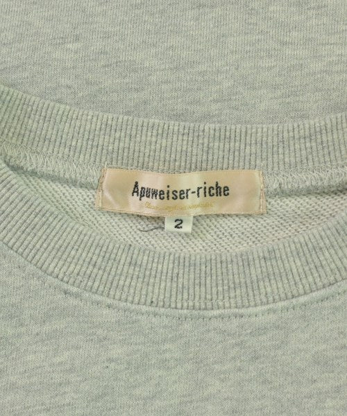 Apuweiser-riche แขนกุด