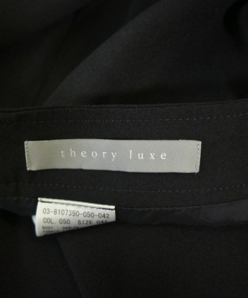 theory luxe กระโปรงยาวถึงเข่า
