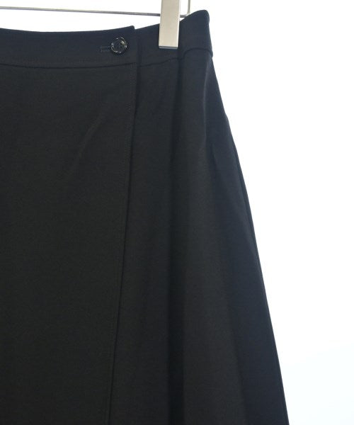theory luxe กระโปรงยาวถึงเข่า