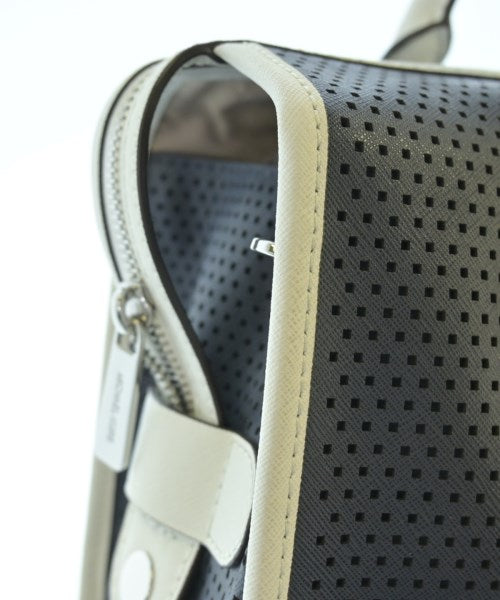 MICHAEL MICHAEL KORS กระเป๋าใส่อุปกรณ์ขนาดใหญ่