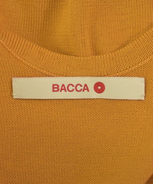 BACCA เสื้อแขนกุด