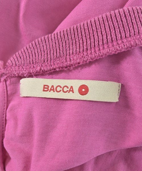 BACCA เสื้อยืด/เสื้อท็อปส์