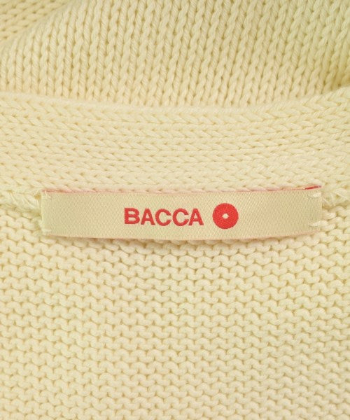 BACCA เสื้อแขนกุด