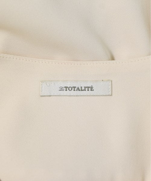 TOTALITE เสื้อสตรี