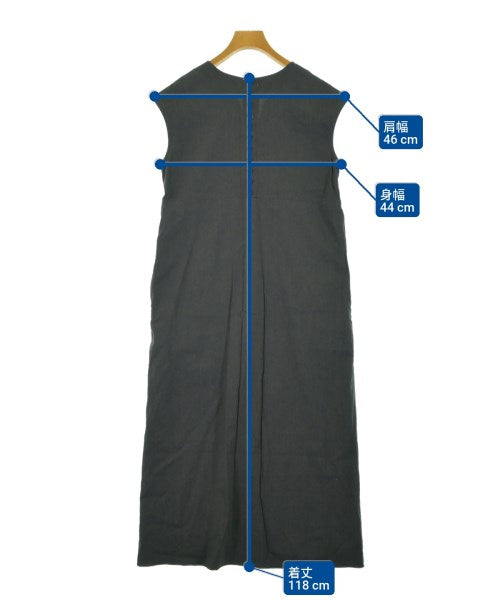 TOTALITE ชุดเดรส