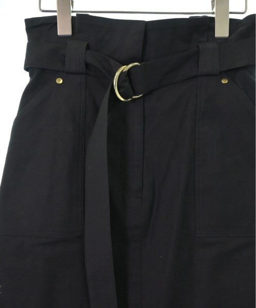 BABYLONE กระโปรงยาวถึงเข่า