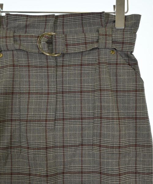 BABYLONE กระโปรงยาวถึงเข่า