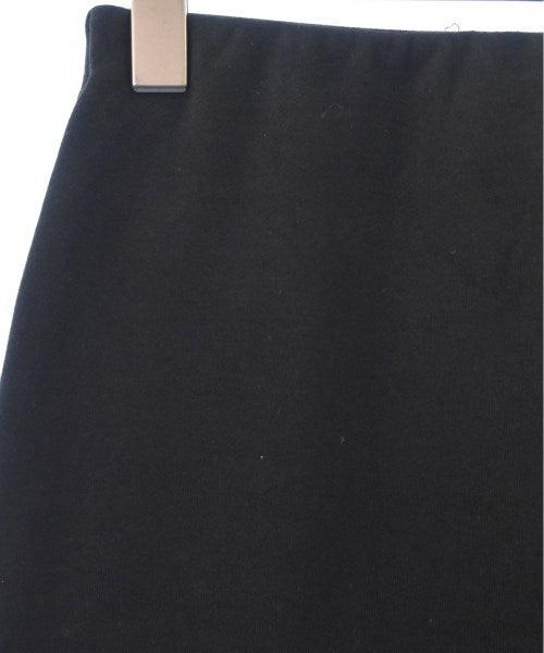 FRAMeWORK กระโปรงยาวถึงเข่า