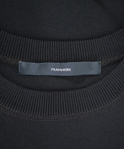 FRAMeWORK เสื้อแขนกุด