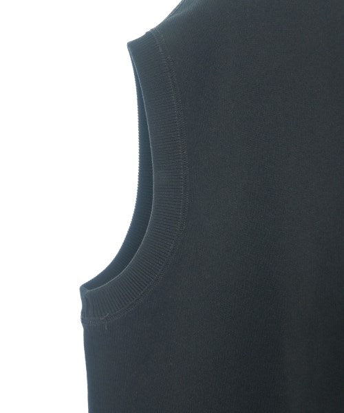 FRAMeWORK เสื้อแขนกุด