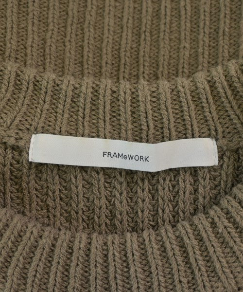 FRAMeWORK เสื้อแขนกุด