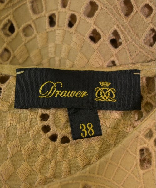 Drawer เสื้อสตรี