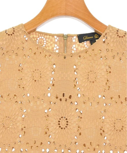 Drawer เสื้อสตรี