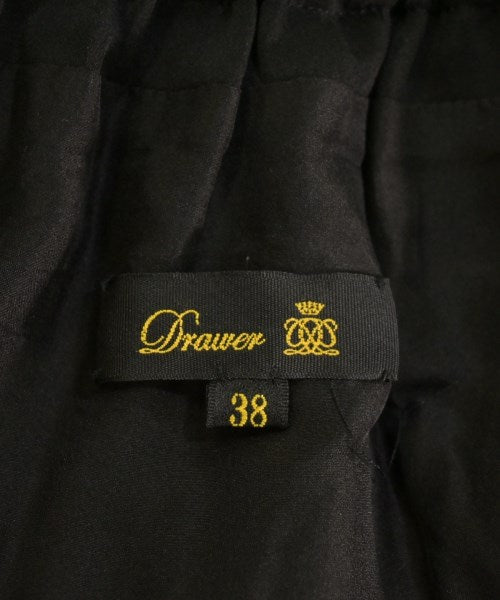 Drawer กระโปรงยาวถึงเข่า