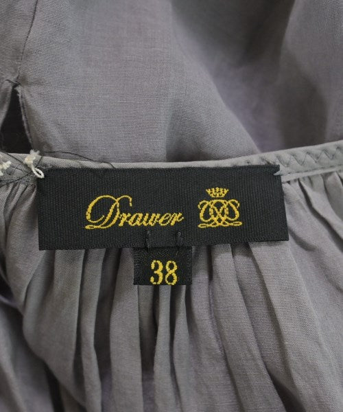 Drawer เสื้อสตรี