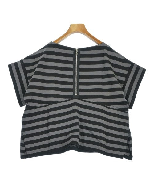 Drawer เสื้อยืด/เสื้อท็อปส์