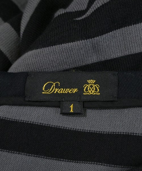 Drawer เสื้อยืด/เสื้อท็อปส์
