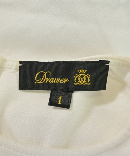 Drawer เสื้อยืด/เสื้อท็อปส์