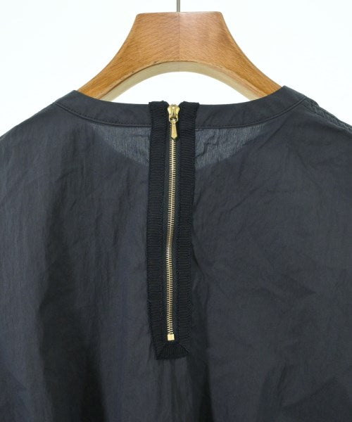 Drawer เสื้อสตรี