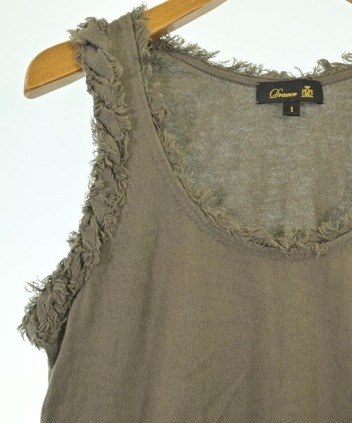 Drawer เสื้อแขนกุด