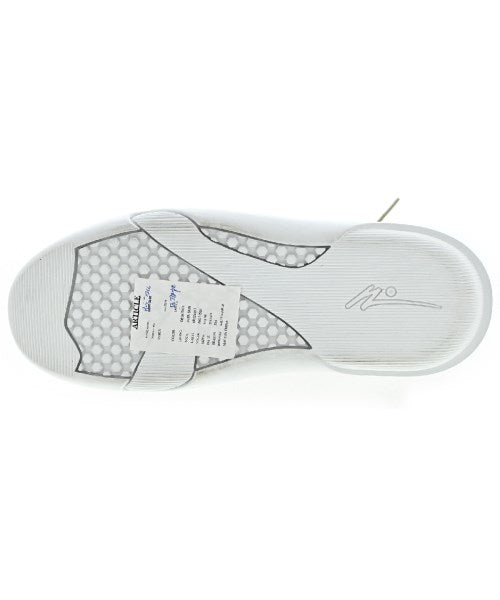 Other brand รองเท้าผ้าใบ